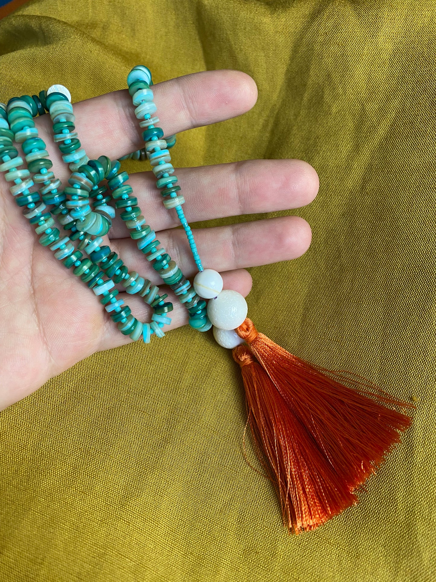 SHELL STORIES necklace